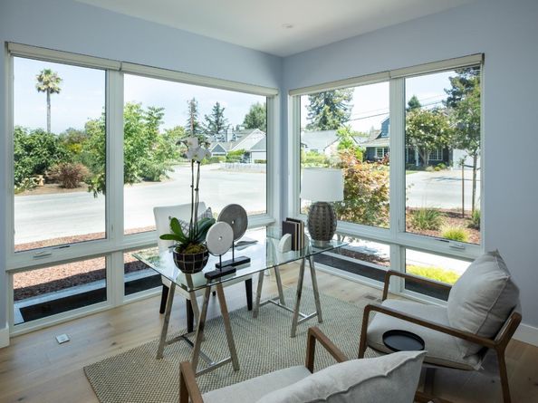 1686 Parkhills Avenue, Los Altos CA 94024