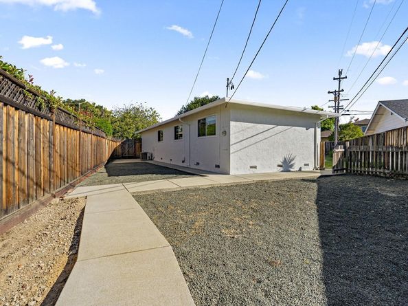 1115 Fairlands Court, Campbell CA 95008