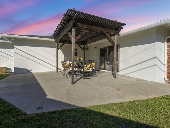 1115 Fairlands Court, Campbell CA 95008