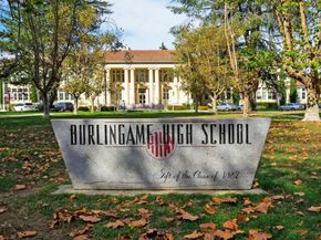 1100 Grove Avenue, Burlingame CA 94010