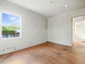 1100 Grove Avenue, Burlingame CA 94010