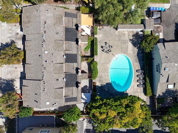 2211 Rock Street, Mountain View CA 94043