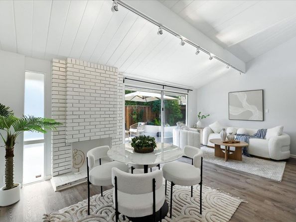 2211 Rock Street, Mountain View CA 94043