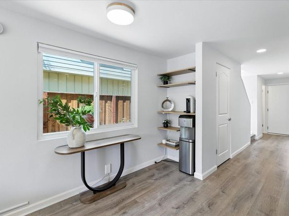 2211 Rock Street, Mountain View CA 94043