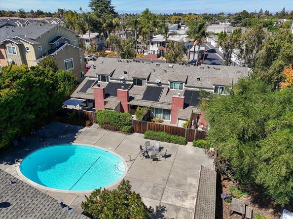 2211 Rock Street, Mountain View CA 94043