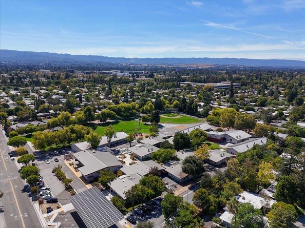 2211 Rock Street, Mountain View CA 94043