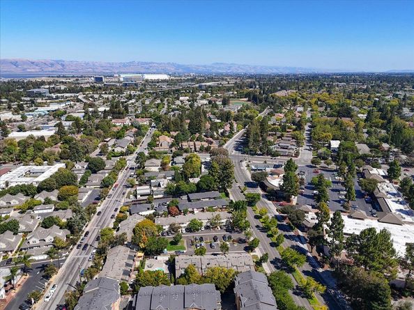 2211 Rock Street, Mountain View CA 94043