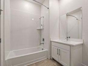 718 Eppleton Lane 303, Foster City CA 94404
