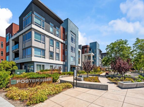 718 Eppleton Lane 303, Foster City CA 94404