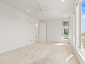 718 Eppleton Lane 303, Foster City CA 94404