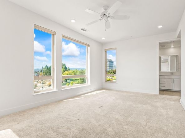 718 Eppleton Lane 303, Foster City CA 94404
