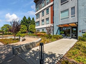 718 Eppleton Lane 303, Foster City CA 94404