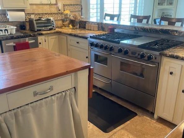 1301 East Juana, San Leandro CA 94577
