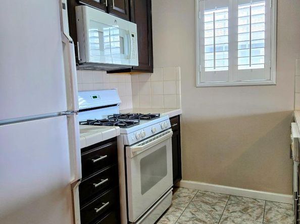 551 Merritt Avenue 1, Oakland CA 94610