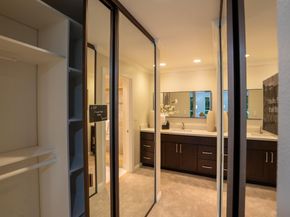 1031 Crestview Drive 206, Mountain View CA 94040