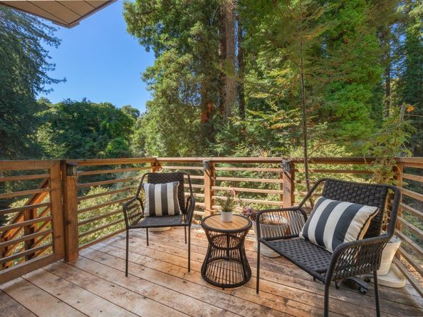 321 Valencia Road, Aptos CA 95003