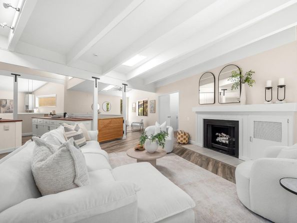 321 Valencia Road, Aptos CA 95003
