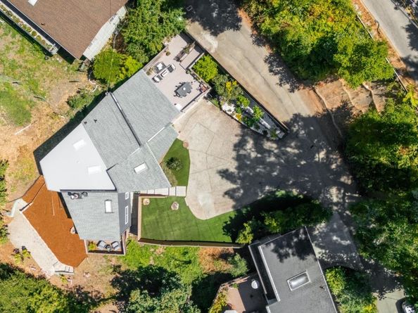 321 Valencia Road, Aptos CA 95003