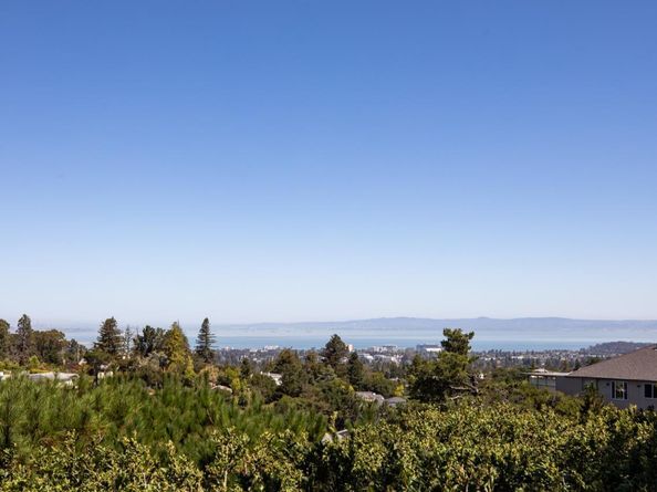 1340 View Haven Road, Hillsborough CA 94010