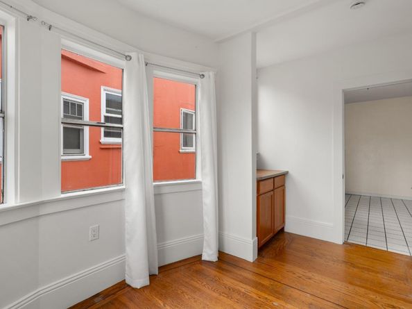 187 Lee Avenue, San Francisco CA 94112