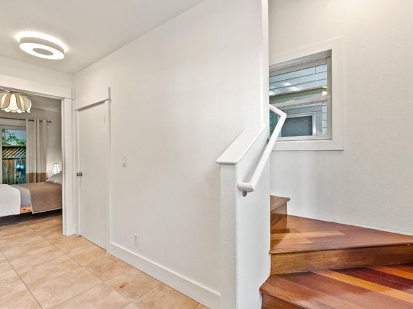411 Broadway B, Santa Cruz CA 95060