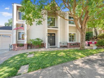 815 Oak Park Drive
