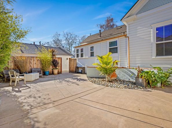 194 4th Street, Gilroy CA 95020