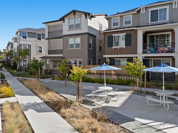 37413 Bowline Road, Newark CA 94560