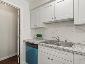 5476 Sean Circle 7, San Jose CA 95123