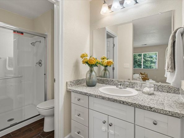5476 Sean Circle 7, San Jose CA 95123