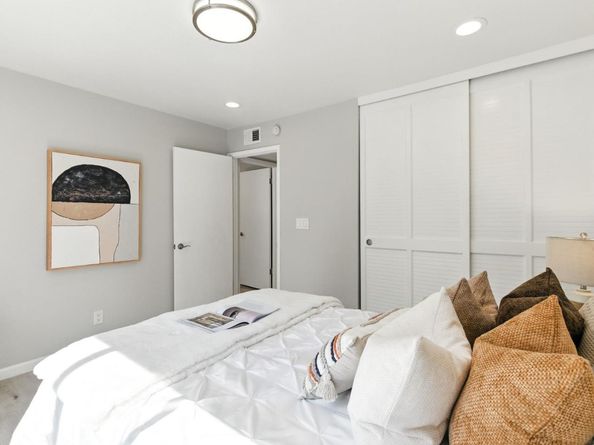255 S Rengstorff Avenue 43, Mountain View CA 94040