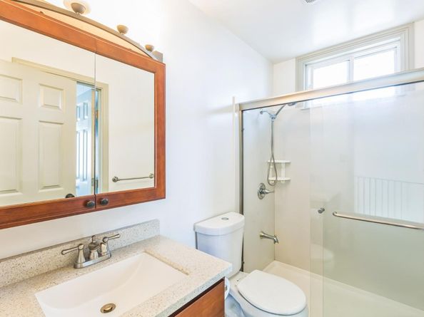 1121 Skyline Drive, Daly City CA 94015