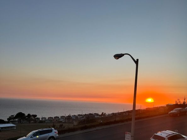 1121 Skyline Drive, Daly City CA 94015