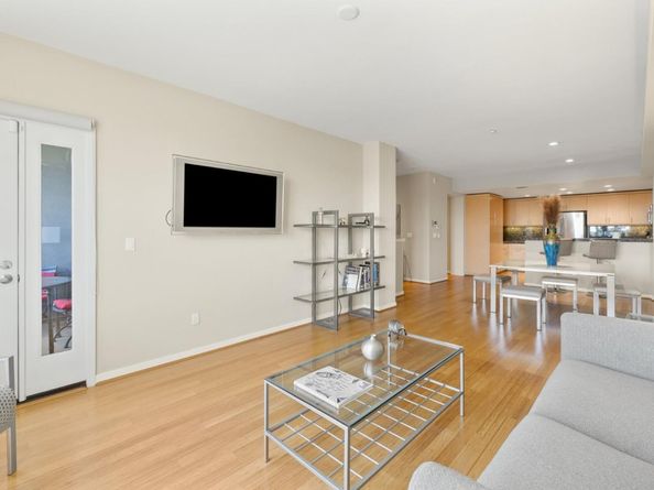 2853 Regatta Drive, Oakland CA 94601
