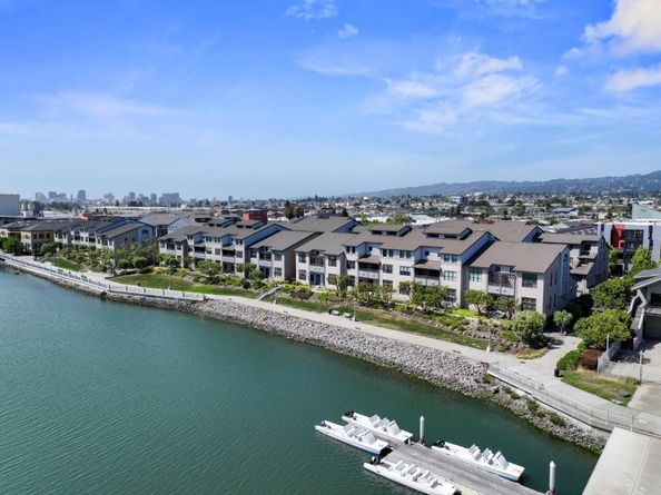 2853 Regatta Drive, Oakland CA 94601