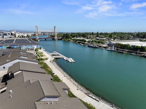 2853 Regatta Drive, Oakland CA 94601