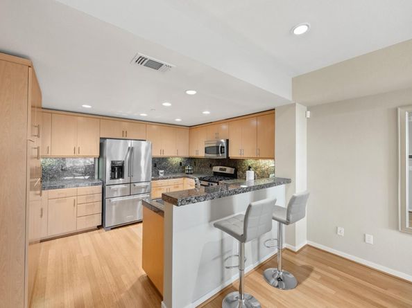 2853 Regatta Drive, Oakland CA 94601