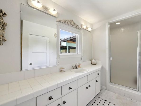 18211 Saratoga Los Gatos Road, Monte Sereno CA 95030