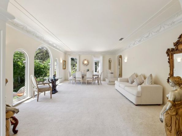 18211 Saratoga Los Gatos Road, Monte Sereno CA 95030