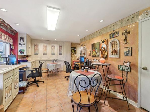 18211 Saratoga Los Gatos Road, Monte Sereno CA 95030