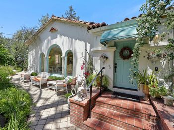 18211 Saratoga Los Gatos Road