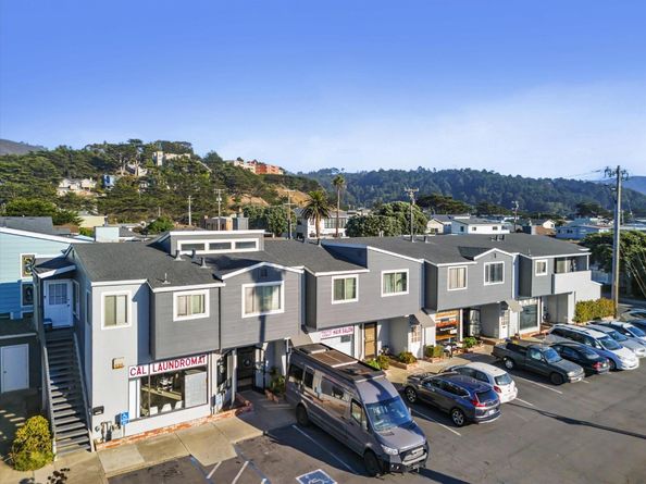 1715 Palmetto Avenue, Pacifica CA 94044