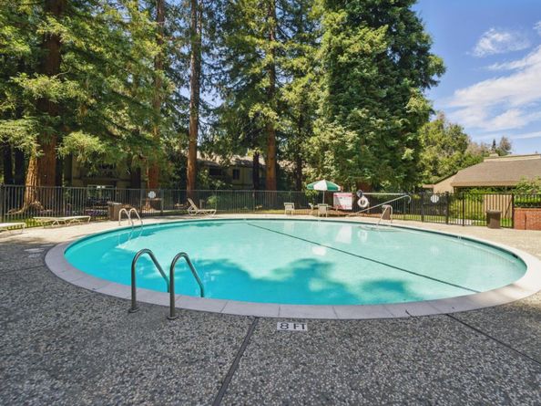 505 Cypress Point Drive 161, Mountain View CA 94043