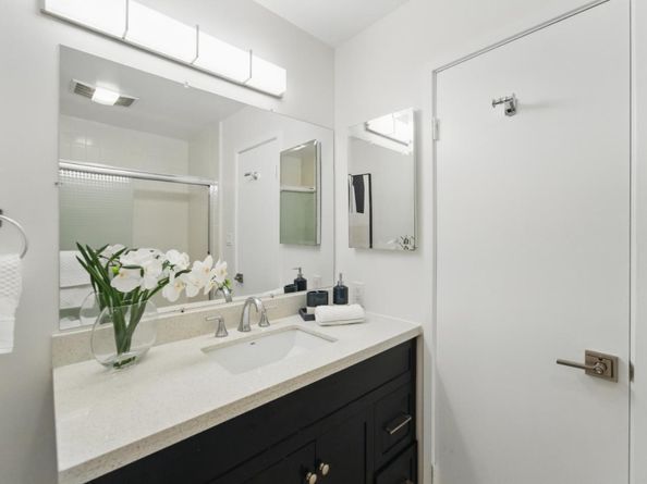 505 Cypress Point Drive 161, Mountain View CA 94043