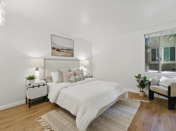 505 Cypress Point Drive 161, Mountain View CA 94043
