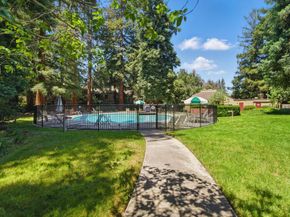 505 Cypress Point Drive 161, Mountain View CA 94043