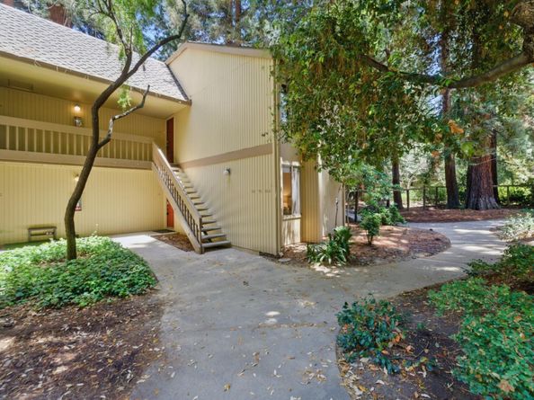505 Cypress Point Drive 161, Mountain View CA 94043