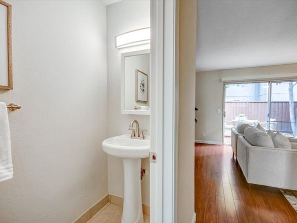 1111 Reed Avenue C, Sunnyvale CA 94086