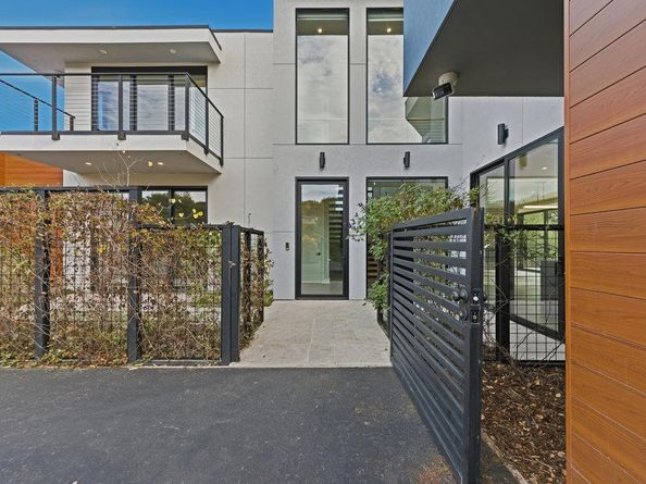 10 Notre Dame Place, Belmont CA 94002