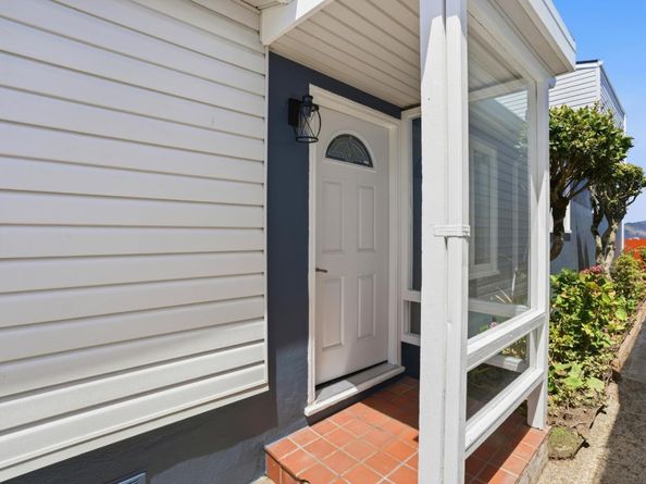 715 Skyline Drive, Daly City CA 94015